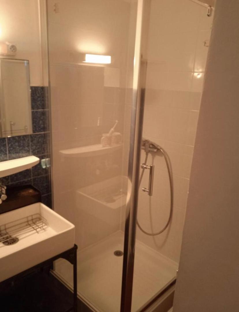 Acces Direct, Appartement